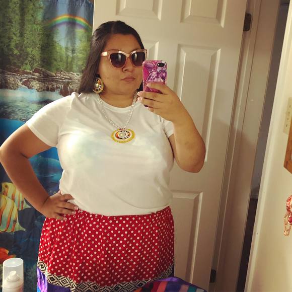 Profile Picture of Keesha Donio (@kiizhaa2012) on Poshmark