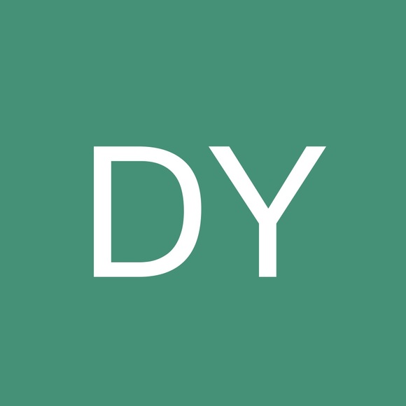 Profile Picture of Daniel Yunghans (@danyunghans) on Poshmark