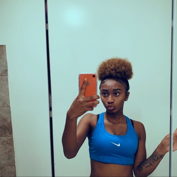 Profile Picture of Ariel Crooks (@blackcindy1) on Poshmark