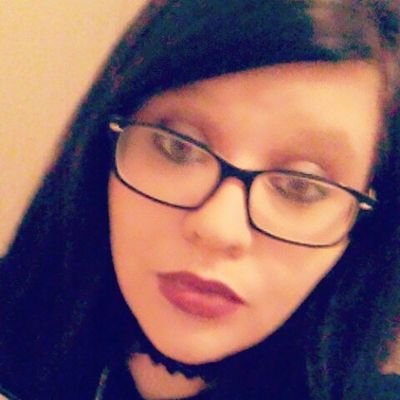 Profile Picture of Janet Apple (@JanetApple7) on Twitter