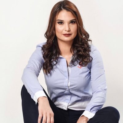 Profile Picture of Daniela Arroyo (@daniarroyo18) on Twitter