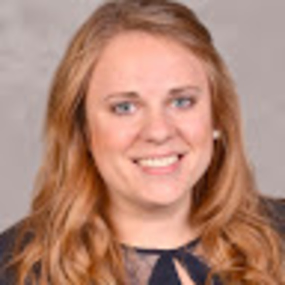 Profile Picture of Jenn Lonnen (@jennlonnen) on Poshmark