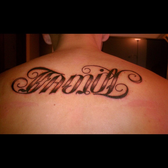 Profile Picture of Anthony Dischler (@10125817) on Poshmark