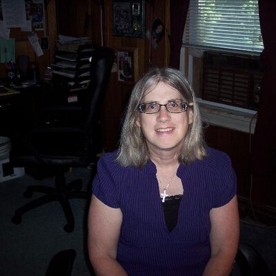 Profile Picture of Carol Ann Keefer (@sissy6o) on Twitter