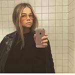 Profile Picture of ~ Vale De Vito ~ (@valeedevito) on Instagram