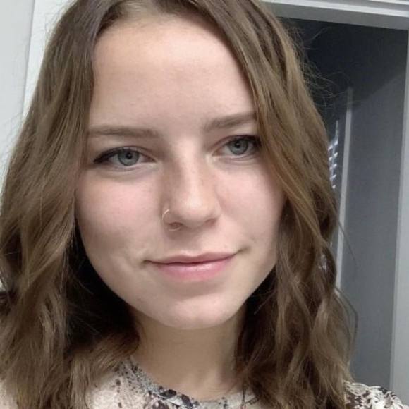 Profile Picture of Morgan Miciak (@morganmiciak) on Poshmark