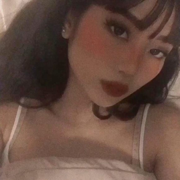 Christal Serey - Poshmark Profile Picture of Christal Serey (@sereychristal) on Poshmark