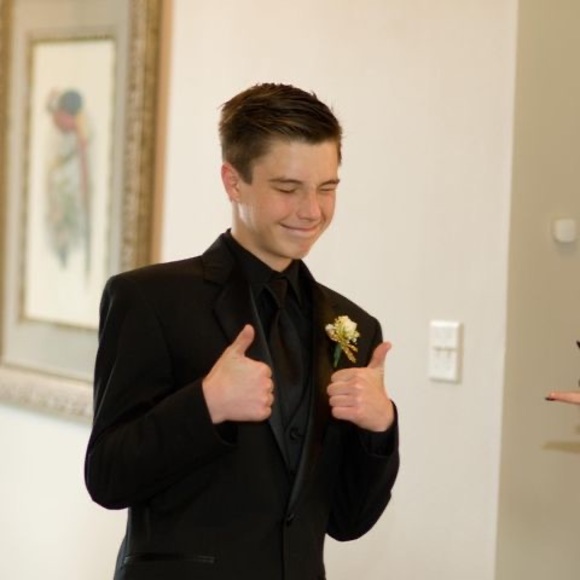 Profile Picture of Tyler Coursey (@tylercoursey) on Poshmark