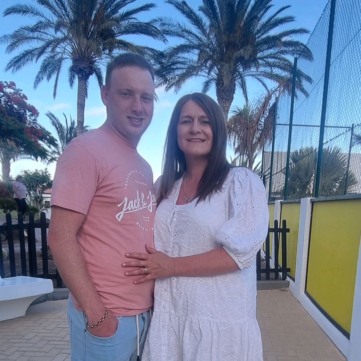 Danielle Perry - Tiktok Profile Picture of Danielle Perry (@danielleperry09) on Tiktok