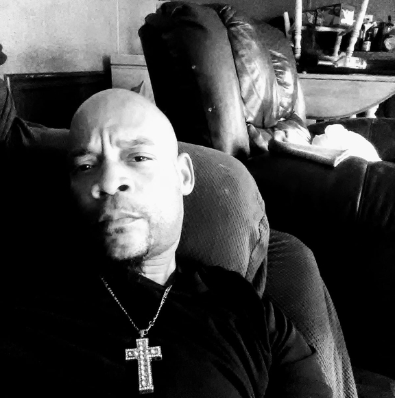 Profile Picture of Cosby Phillips (@cosbyphillips) on Poshmark