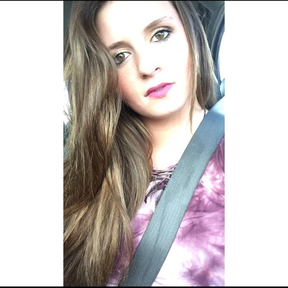 Profile Picture of Madison Laney (@madjeanlan) on Poshmark