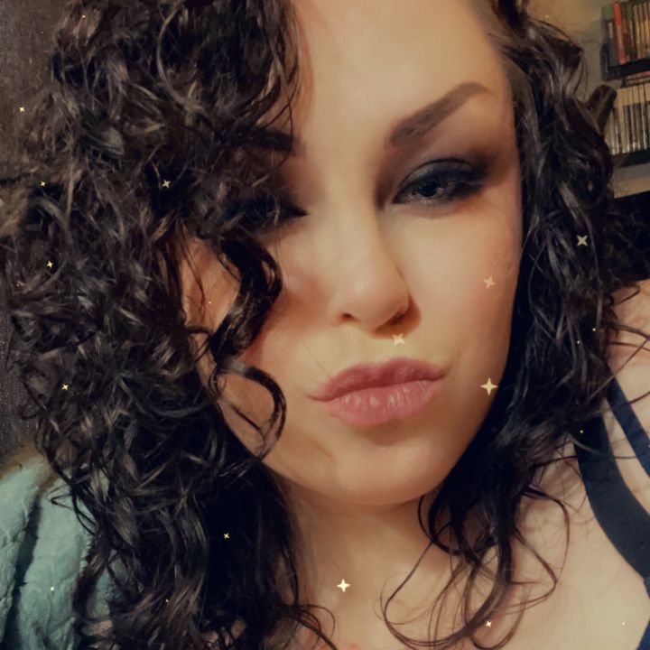 Profile Picture of Lacey Thornton (@@laceyleveaux) on Tiktok