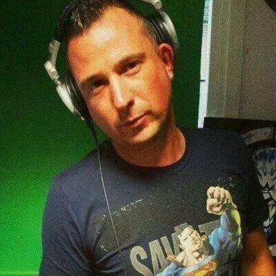 Profile Picture of Justin Kern (@tabouncer1976) on Twitter