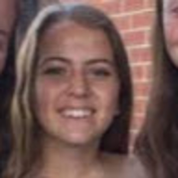 Profile Picture of Mary Herrmann (@mary_herrmann) on Poshmark