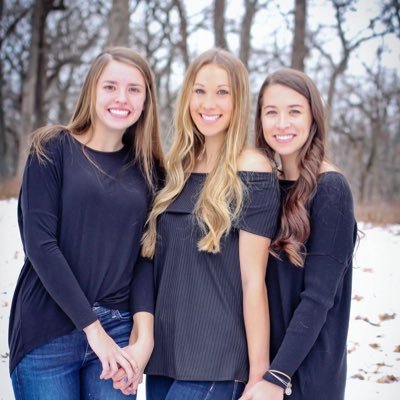 Profile Picture of Danielle Wolfe (@daniellewolfee) on Twitter