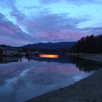 Profile Picture of Michael Hubbard (@mevanshubbard) on Twitter