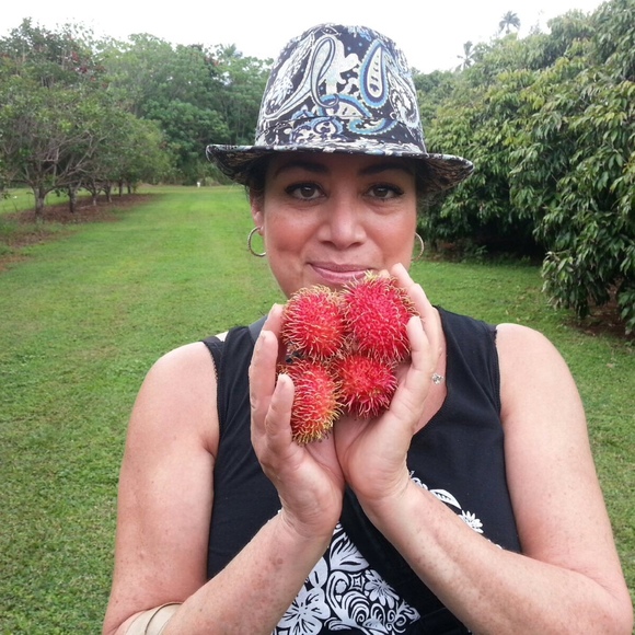 Profile Picture of Monica Jimenez (@bartonmo67) on Poshmark