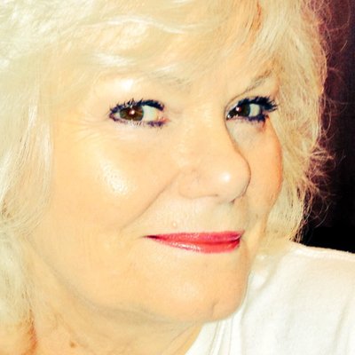 Profile Picture of Kim Jacobson (@KimJacobson16) on Twitter