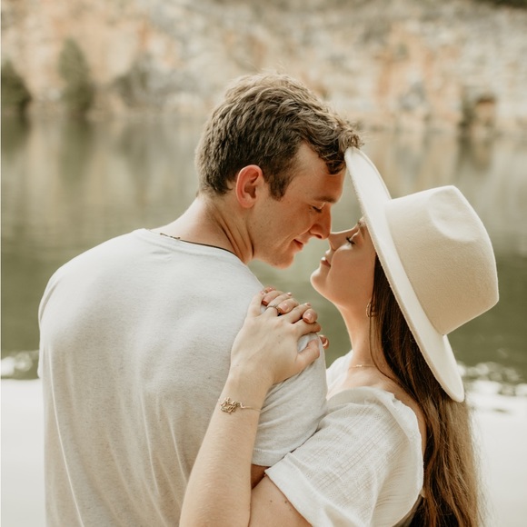 Profile Picture of Blake Hagenow (@blakejunier) on Poshmark