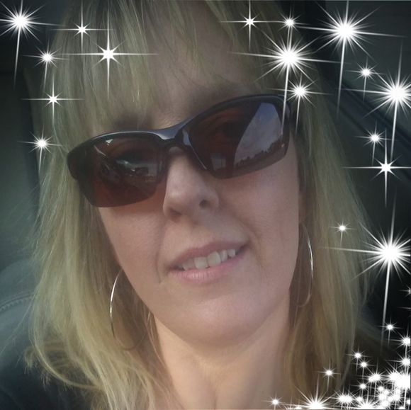 Profile Picture of Karen Beattie kline (@steeler38) on Poshmark