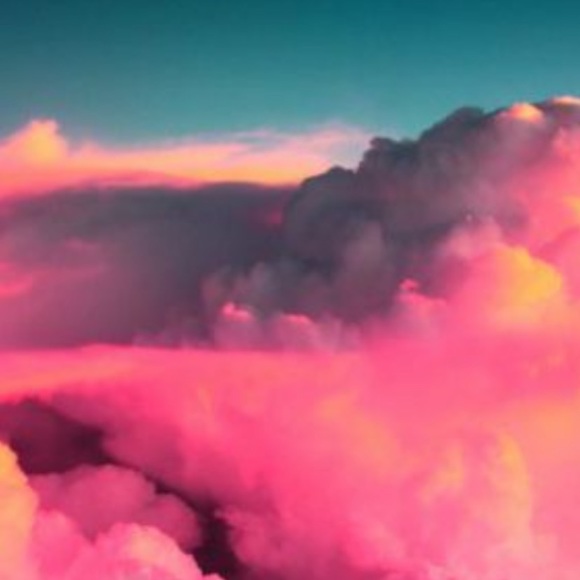 Profile Picture of Bella Piccioni (@bellapiccioni) on Poshmark