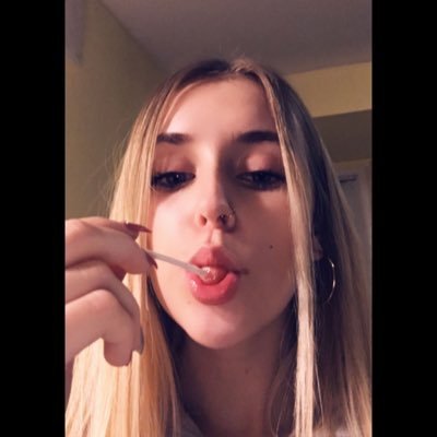 Profile Picture of Zo Foster (@zoemikelfoster) on Twitter