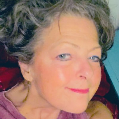 Profile Picture of Karen Leigh Baldwin (@KarenLeighBald1) on Twitter
