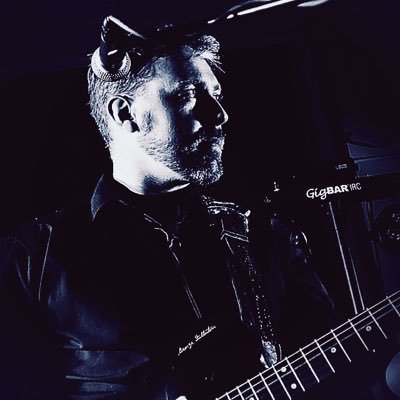 Profile Picture of Liam Blake (@liamblakemusic) on Twitter