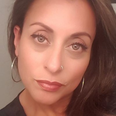 Profile Picture of Lorena Escobar (@ThinkLorena) on Twitter
