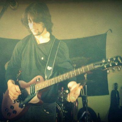 Profile Picture of Andy (@@andy_iniguez) on Twitter