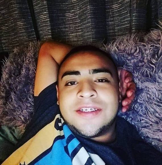 Profile Picture of Nando Camelo (@hcamelo88) on Poshmark