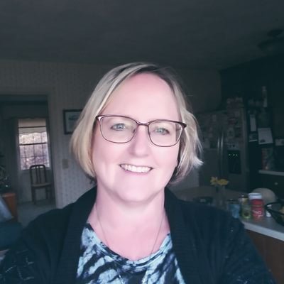 Profile Picture of Robyn Wright (@pdi4ever) on Twitter