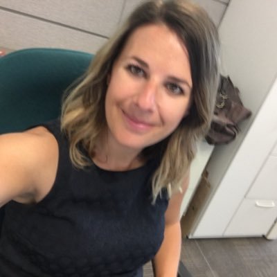 Profile Picture of Laura Aucoin (@LAshoutouts) on Twitter