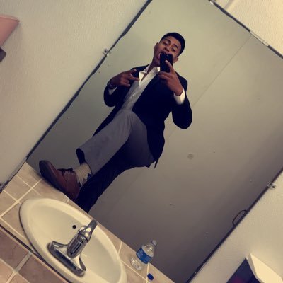 Profile Picture of Alex Ontiveros (@yoboytaco_24) on Twitter