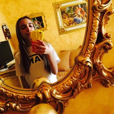 Profile Picture of Denise Marchese † (@rocchinotiamo) on Twitter