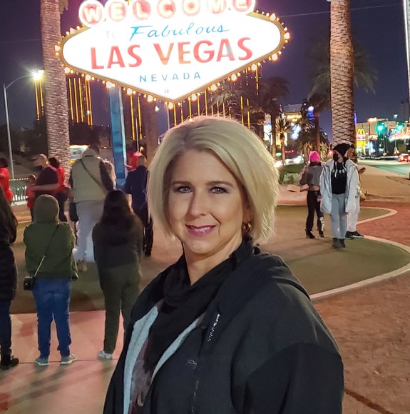 Profile Picture of Dawn Mudd (@drmudd) on Poshmark