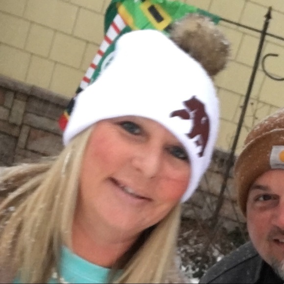 Profile Picture of Kim Marlow (@tacklejbox4) on Poshmark