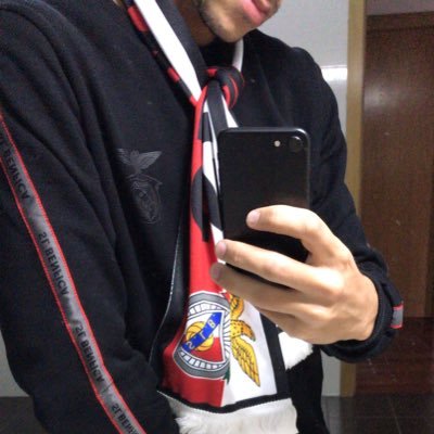 Profile Picture of Cláudio Matos (@ClaudioMatoss98) on Twitter