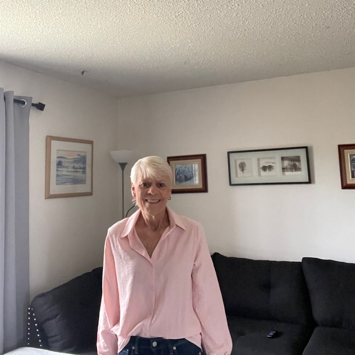 Profile Picture of Lynn (@lynnpcross) on Tiktok