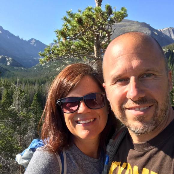 Profile Picture of Chris Albores (@calbores) on Poshmark