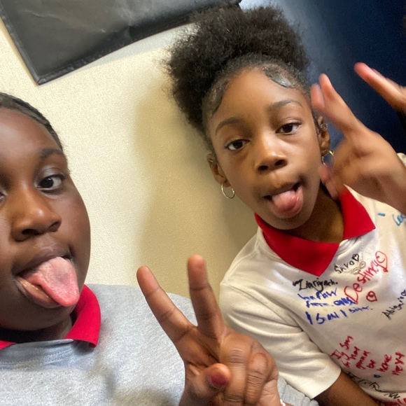 Profile Picture of Josephine Passawe (@jojonnextdooor) on Poshmark