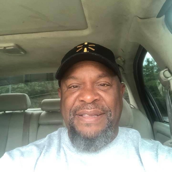 Profile Picture of Antwone Gist (@antwone_gist) on Poshmark