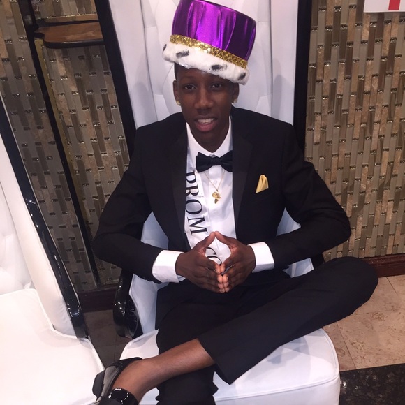 Profile Picture of Andre Russell (@dre124) on Poshmark