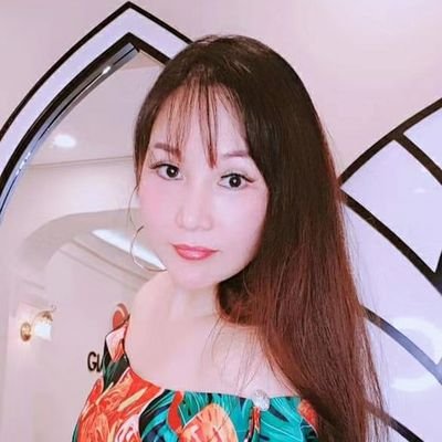 Profile Picture of COPY PRO TRADERS (@Tina_Le_lucky) on Twitter