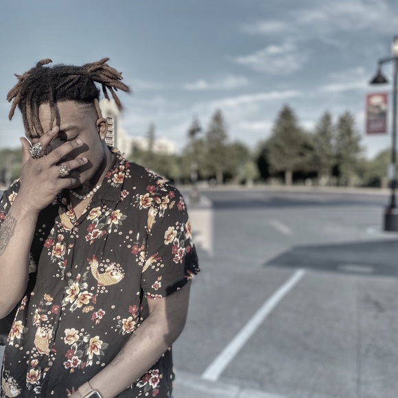 Profile Picture of James Waters (@jameswaters518) on Poshmark