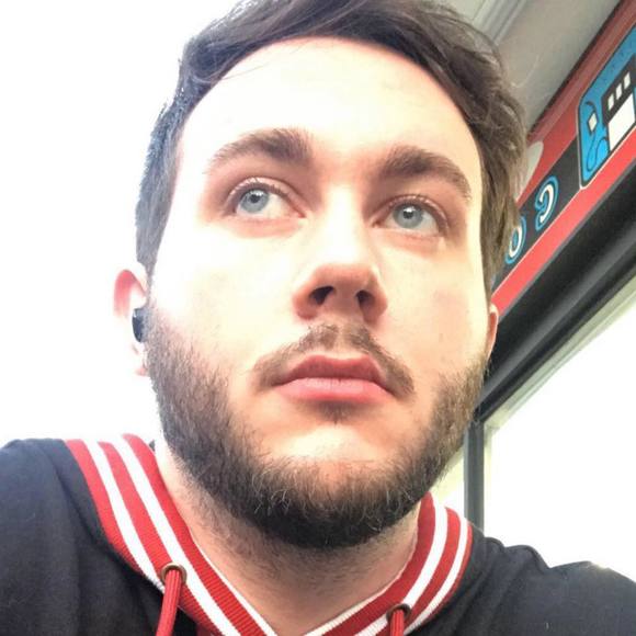 Profile Picture of Danny Brady (@dbrady0190) on Poshmark