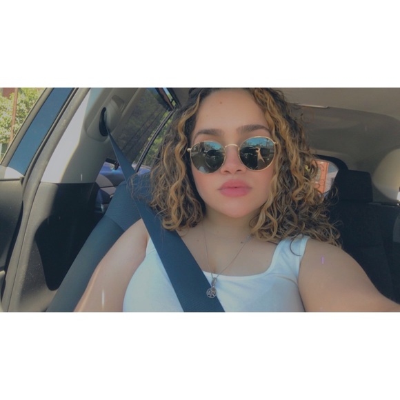 Profile Picture of Katherine Mayorga (@katherineaimeem) on Poshmark