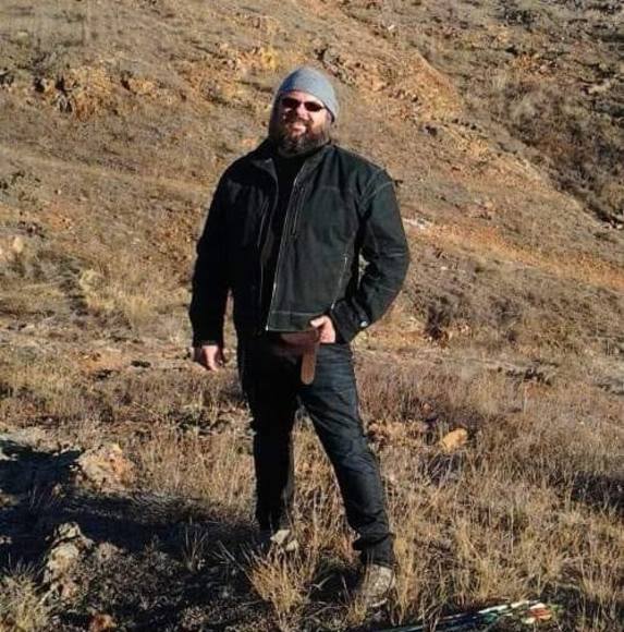 Profile Picture of Terry Beydler (@terrybeydler) on Poshmark