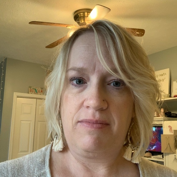 Profile Picture of Jaime Feidt (@jaifeidt) on Poshmark