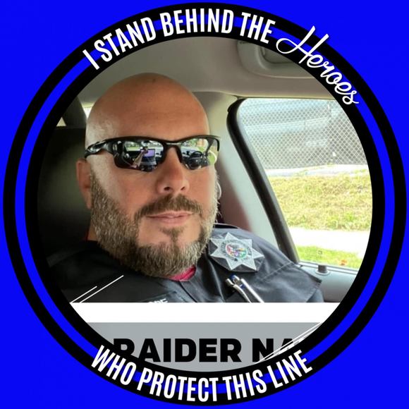 Profile Picture of Galen Moore (@g_moore73) on Poshmark